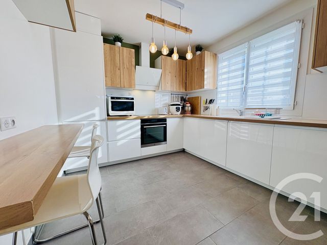 Maison à vendre - 6 pièces - 110,02 m2 - Rilhac Rancon - 87 - LIMOUSIN