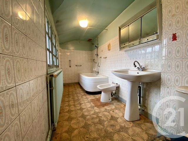 Maison &agrave; vendre - 5 pi&egrave;ces - 192,51 m2 - St Junien - 87 - LIMOUSIN