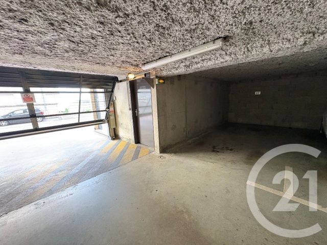 Parking à louer - 12,50 m2 - Limoges - 87 - LIMOUSIN