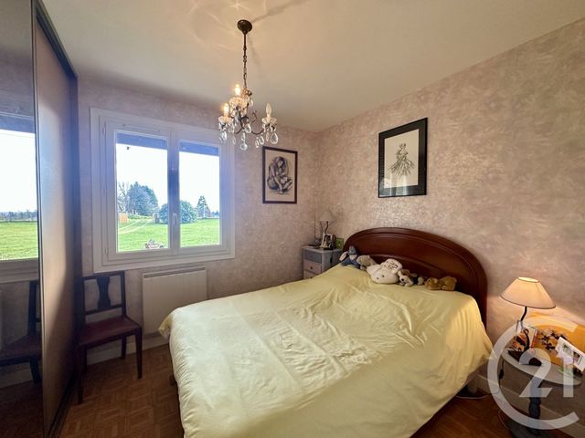 Maison à vendre - 5 pièces - 102 m2 - St Leger La Montagne - 87 - LIMOUSIN