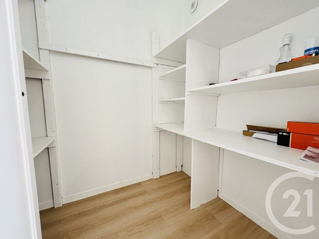 Appartement a louer - 3 pièce(s) - 65.1 m2 - Surfyn