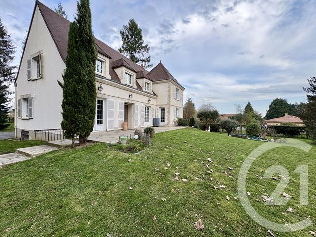 Maison &agrave; vendre - 7 pi&egrave;ces - 189,16 m2 - St Priest Taurion - 87 - LIMOUSIN