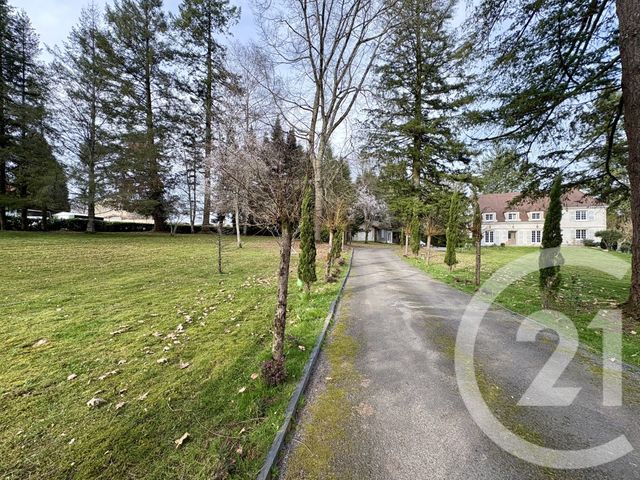 Maison &agrave; vendre - 7 pi&egrave;ces - 189,16 m2 - St Priest Taurion - 87 - LIMOUSIN