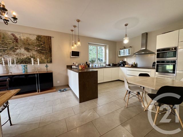 Maison &agrave; vendre - 7 pi&egrave;ces - 189,16 m2 - St Priest Taurion - 87 - LIMOUSIN