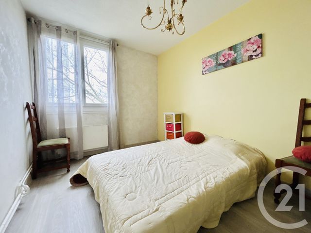 Appartement T4 &agrave; vendre - 4 pi&egrave;ces - 73,78 m2 - Limoges - 87 - LIMOUSIN