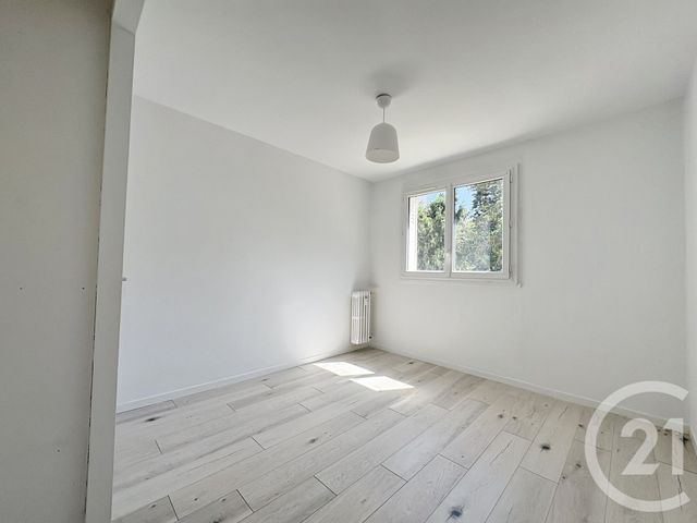 Appartement T3 &agrave; louer - 3 pi&egrave;ces - 55,83 m2 - Limoges - 87 - LIMOUSIN