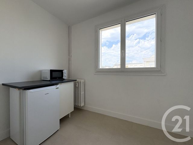 Appartement T3 &agrave; louer - 3 pi&egrave;ces - 55,83 m2 - Limoges - 87 - LIMOUSIN