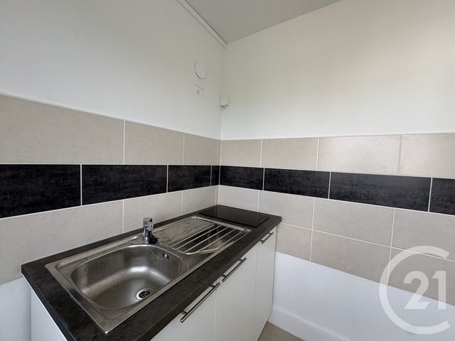 Appartement T3 &agrave; louer - 3 pi&egrave;ces - 55,83 m2 - Limoges - 87 - LIMOUSIN
