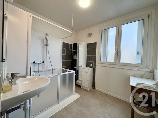 Appartement T6 &agrave; vendre - 6 pi&egrave;ces - 107,76 m2 - Limoges - 87 - LIMOUSIN