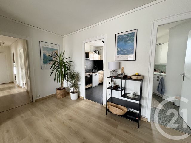 Appartement F4 &agrave; louer - 4 pi&egrave;ces - 96,12 m2 - Limoges - 87 - LIMOUSIN