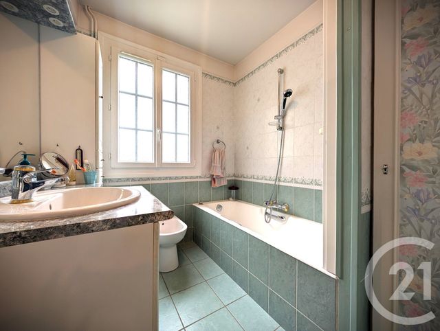 Maison &agrave; vendre - 6 pi&egrave;ces - 178,68 m2 - Panazol - 87 - LIMOUSIN