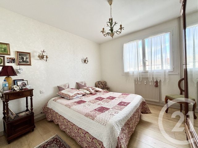 Appartement F4 &agrave; vendre - 4 pi&egrave;ces - 86,54 m2 - Limoges - 87 - LIMOUSIN