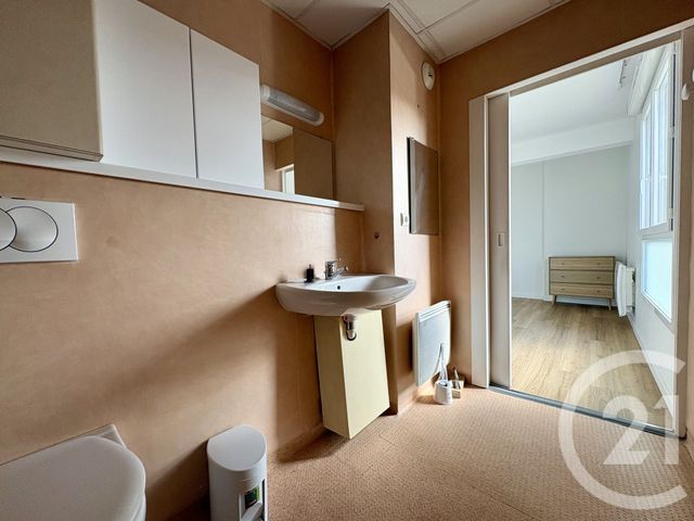 Appartement T2 &agrave; louer - 2 pi&egrave;ces - 41,68 m2 - Limoges - 87 - LIMOUSIN