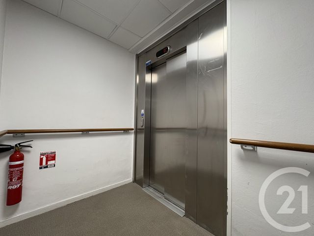 Appartement T2 &agrave; louer - 2 pi&egrave;ces - 41,68 m2 - Limoges - 87 - LIMOUSIN