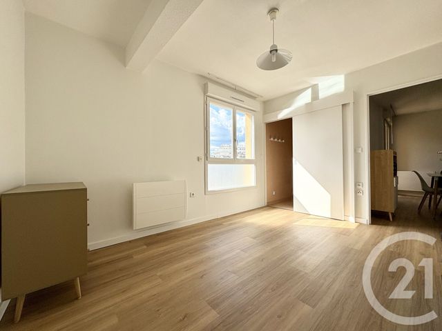 Appartement T2 &agrave; louer - 2 pi&egrave;ces - 41,68 m2 - Limoges - 87 - LIMOUSIN