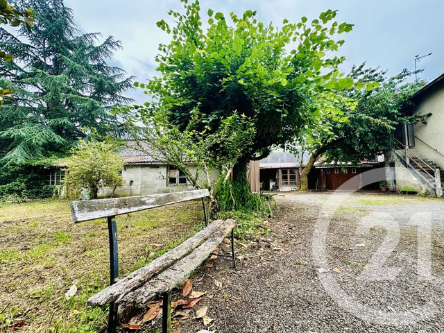 Maison &agrave; vendre - 10 pi&egrave;ces - 230,95 m2 - La Porcherie - 87 - LIMOUSIN