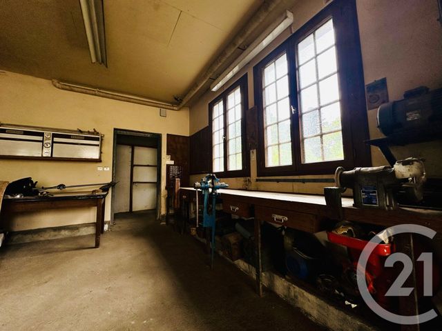 Maison &agrave; vendre - 10 pi&egrave;ces - 230,95 m2 - La Porcherie - 87 - LIMOUSIN