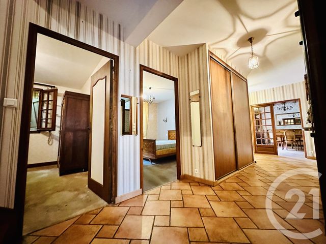 Maison &agrave; vendre - 10 pi&egrave;ces - 230,95 m2 - La Porcherie - 87 - LIMOUSIN