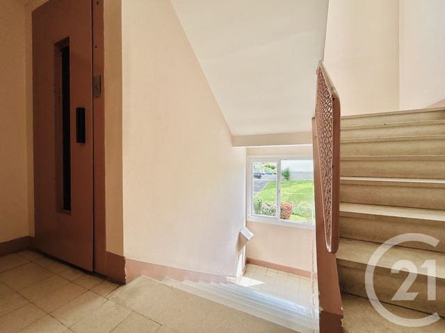 Appartement T4 &agrave; vendre - 4 pi&egrave;ces - 64,04 m2 - Limoges - 87 - LIMOUSIN