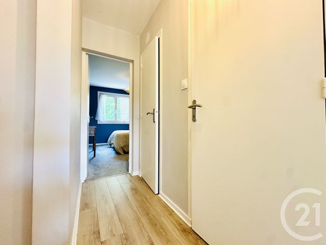 Appartement T4 &agrave; vendre - 3 pi&egrave;ces - 71,46 m2 - Limoges - 87 - LIMOUSIN