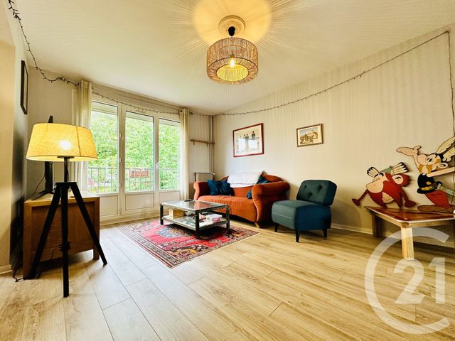 Appartement T4 &agrave; vendre - 3 pi&egrave;ces - 71,46 m2 - Limoges - 87 - LIMOUSIN