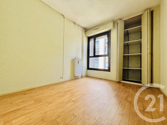 Appartement T4 &agrave; vendre - 4 pi&egrave;ces - 73,88 m2 - Limoges - 87 - LIMOUSIN