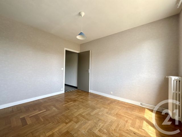 Appartement T3 &agrave; louer - 3 pi&egrave;ces - 59,50 m2 - Limoges - 87 - LIMOUSIN