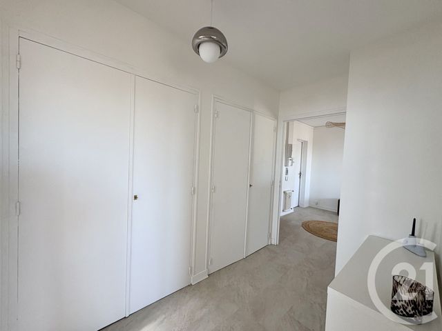 Appartement T2 &agrave; louer - 2 pi&egrave;ces - 68,60 m2 - Limoges - 87 - LIMOUSIN