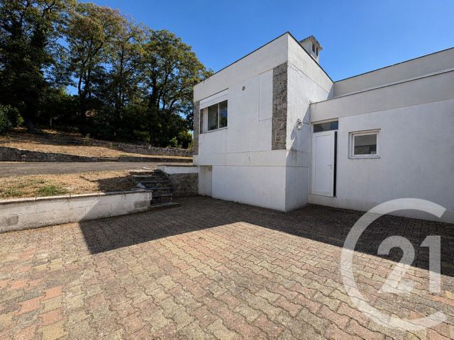 Maison &agrave; louer - 10 pi&egrave;ces - 287 m2 - Panazol - 87 - LIMOUSIN