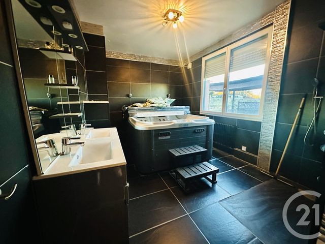 Maison à vendre - 5 pièces - 141,98 m2 - Couzeix - 87 - LIMOUSIN