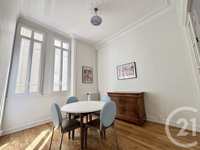 Appartement T3 à louer - 3 pièces - 62,73 m2 - Limoges - 87 - LIMOUSIN