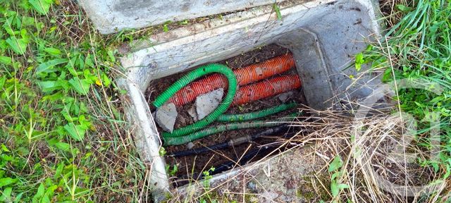 Terrain &agrave; vendre - 914 m2 - Jayat - 01 - RHONE-ALPES