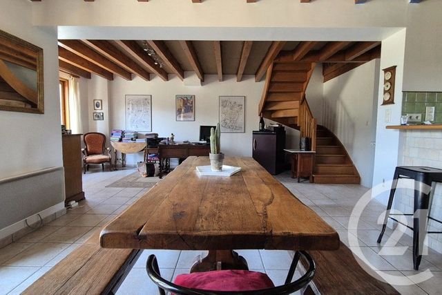 Maison à vendre - 5 pièces - 155 m2 - St Martin Le Chatel - 01 - RHONE-ALPES