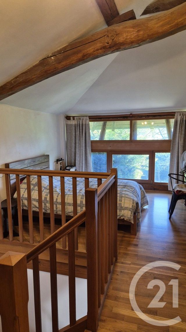 Maison &agrave; vendre - 5 pi&egrave;ces - 155 m2 - St Martin Le Chatel - 01 - RHONE-ALPES