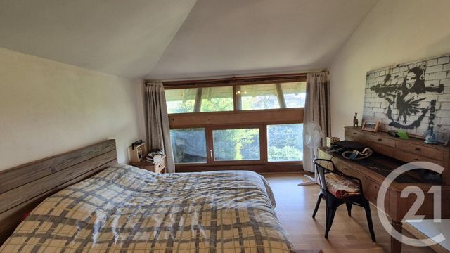 Maison &agrave; vendre - 5 pi&egrave;ces - 155 m2 - St Martin Le Chatel - 01 - RHONE-ALPES