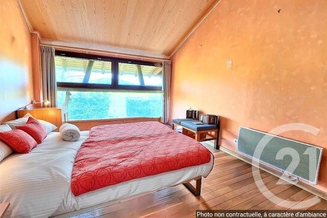 Maison à vendre - 5 pièces - 155 m2 - St Martin Le Chatel - 01 - RHONE-ALPES