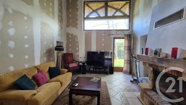 Maison à vendre - 5 pièces - 155 m2 - St Martin Le Chatel - 01 - RHONE-ALPES