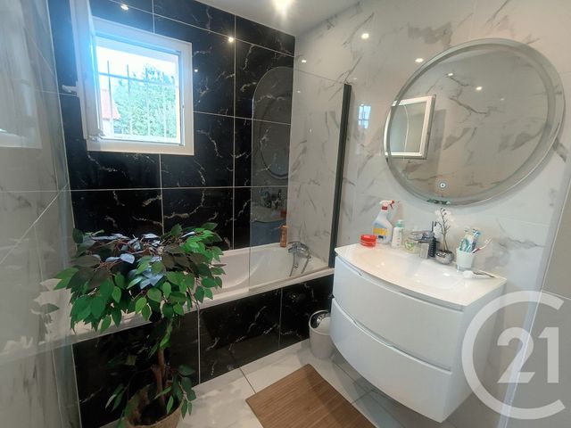 Maison à vendre - 5 pièces - 124 m2 - Attignat - 01 - RHONE-ALPES