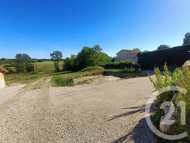 terrain - POLLIAT - 01