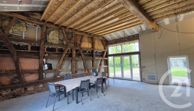 Maison &agrave; vendre - 5 pi&egrave;ces - 217 m2 - St Jean Sur Reyssouze - 01 - RHONE-ALPES