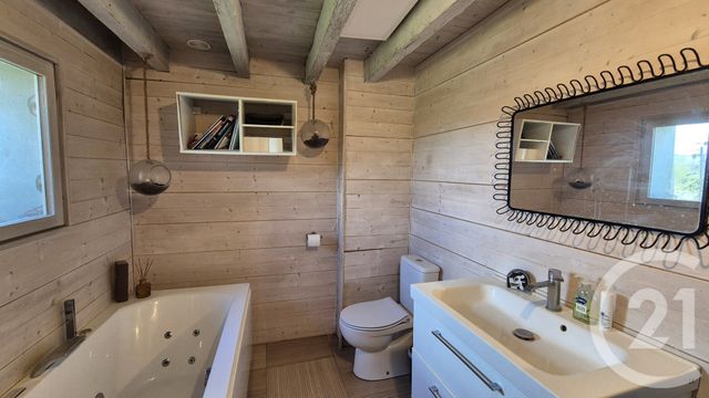 Maison &agrave; vendre - 5 pi&egrave;ces - 217 m2 - St Jean Sur Reyssouze - 01 - RHONE-ALPES