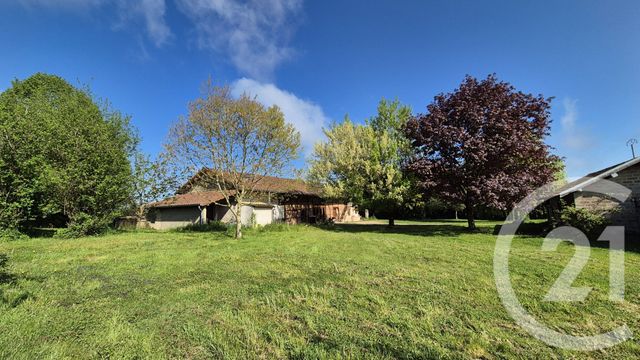 Maison &agrave; vendre - 5 pi&egrave;ces - 217 m2 - St Jean Sur Reyssouze - 01 - RHONE-ALPES