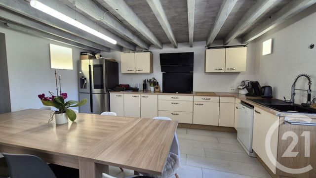 Maison &agrave; vendre - 5 pi&egrave;ces - 217 m2 - St Jean Sur Reyssouze - 01 - RHONE-ALPES