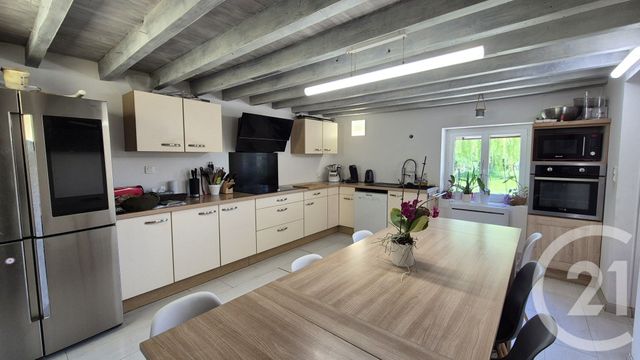 Maison &agrave; vendre - 5 pi&egrave;ces - 217 m2 - St Jean Sur Reyssouze - 01 - RHONE-ALPES