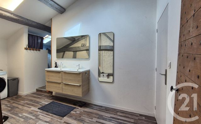 Maison &agrave; vendre - 5 pi&egrave;ces - 217 m2 - St Jean Sur Reyssouze - 01 - RHONE-ALPES