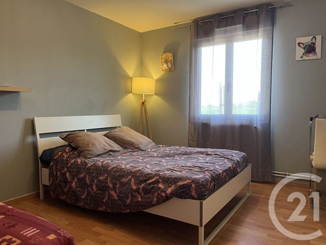 Maison &agrave; vendre - 5 pi&egrave;ces - 109 m2 - St Martin Le Chatel - 01 - RHONE-ALPES