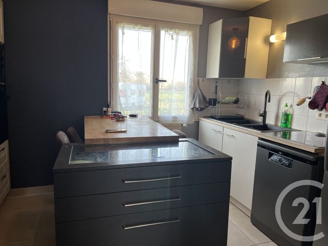 Maison &agrave; vendre - 5 pi&egrave;ces - 109 m2 - St Martin Le Chatel - 01 - RHONE-ALPES