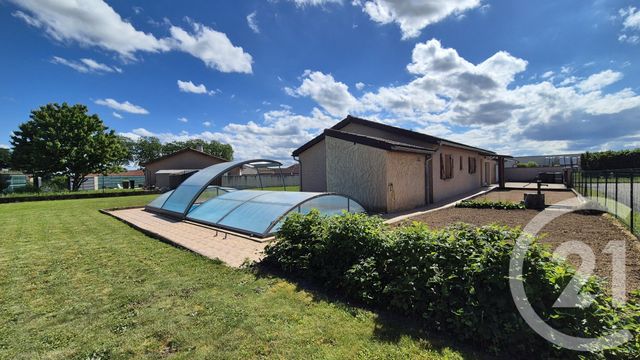 Maison &agrave; vendre - 6 pi&egrave;ces - 137 m2 - St Trivier De Courtes - 01 - RHONE-ALPES