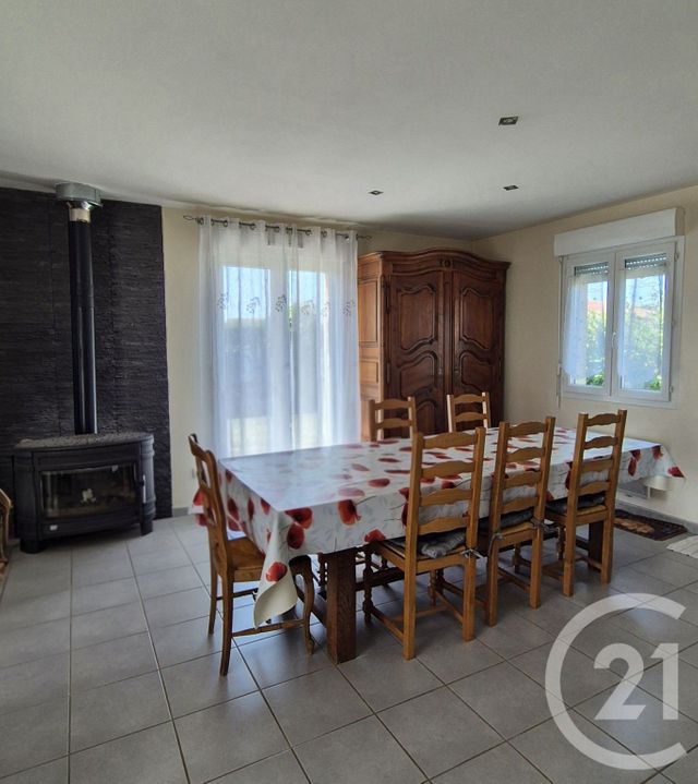 Maison &agrave; vendre - 5 pi&egrave;ces - 107,50 m2 - St Trivier De Courtes - 01 - RHONE-ALPES
