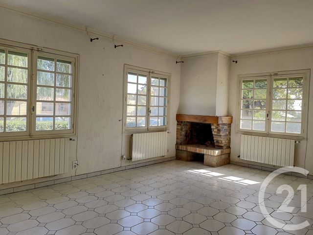 Maison &agrave; vendre - 4 pi&egrave;ces - 110,89 m2 - St Trivier De Courtes - 01 - RHONE-ALPES